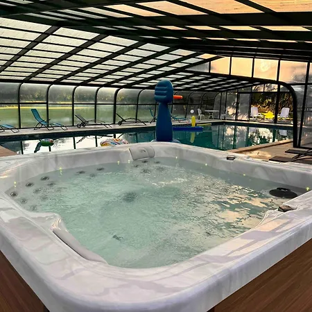 Clos De Joco - De Groupe * Pas-de-Jeu